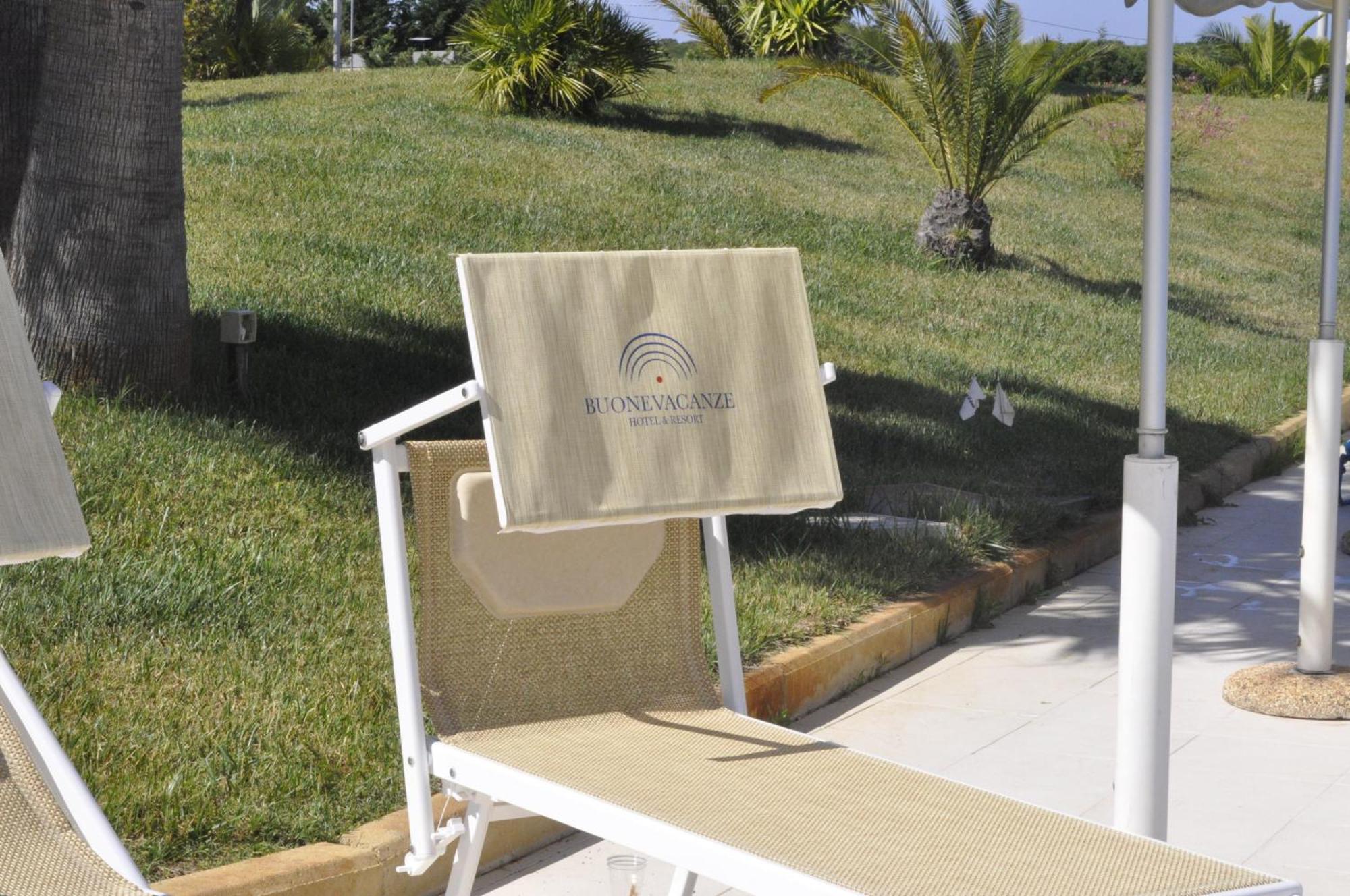 Bv Airone Resort مارينا دي سيباري المظهر الخارجي الصورة